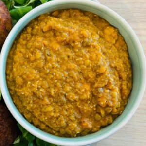 vöröslencse-főzelék